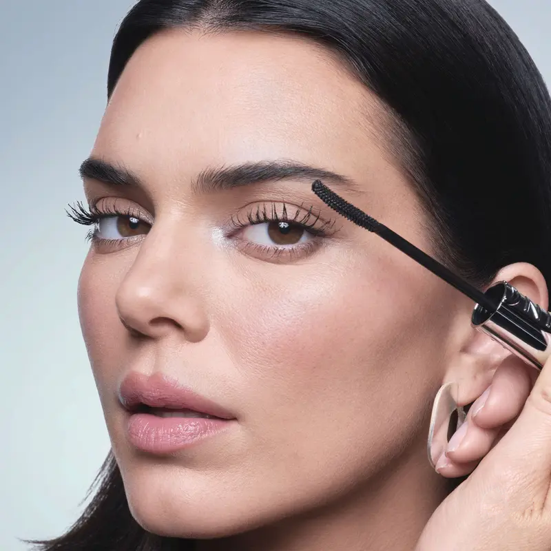 Waterproof Extensionist Mascara – Lift, Curl & Define All Day