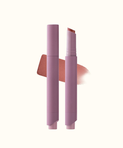 Lightweight Smudge-Proof Velvet Lipstick